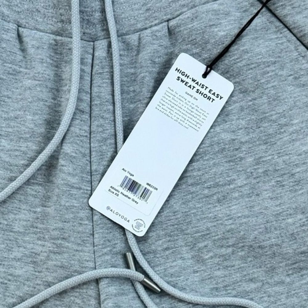 Alo Yoga High-Waist Easy Sweat Short Athletic Heather Grey XS NWT - Picture 3 of 6